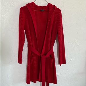 SOLD⭐️Long Sweater w/pockets, tie & hood, size M⭐️